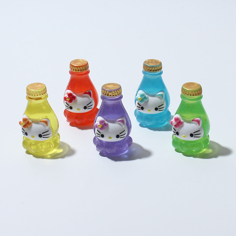 Mini Kitty Berverage Bottle