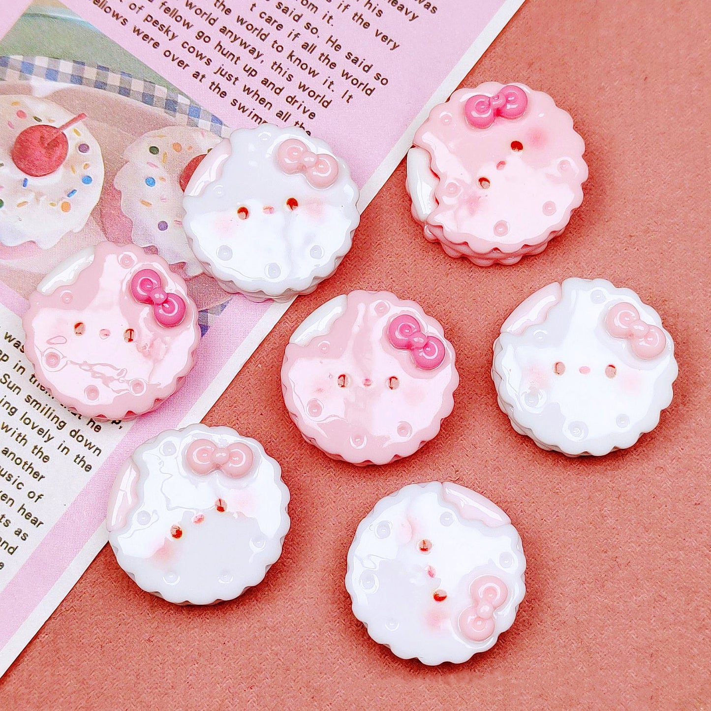 Round Kitty Cookie Charms