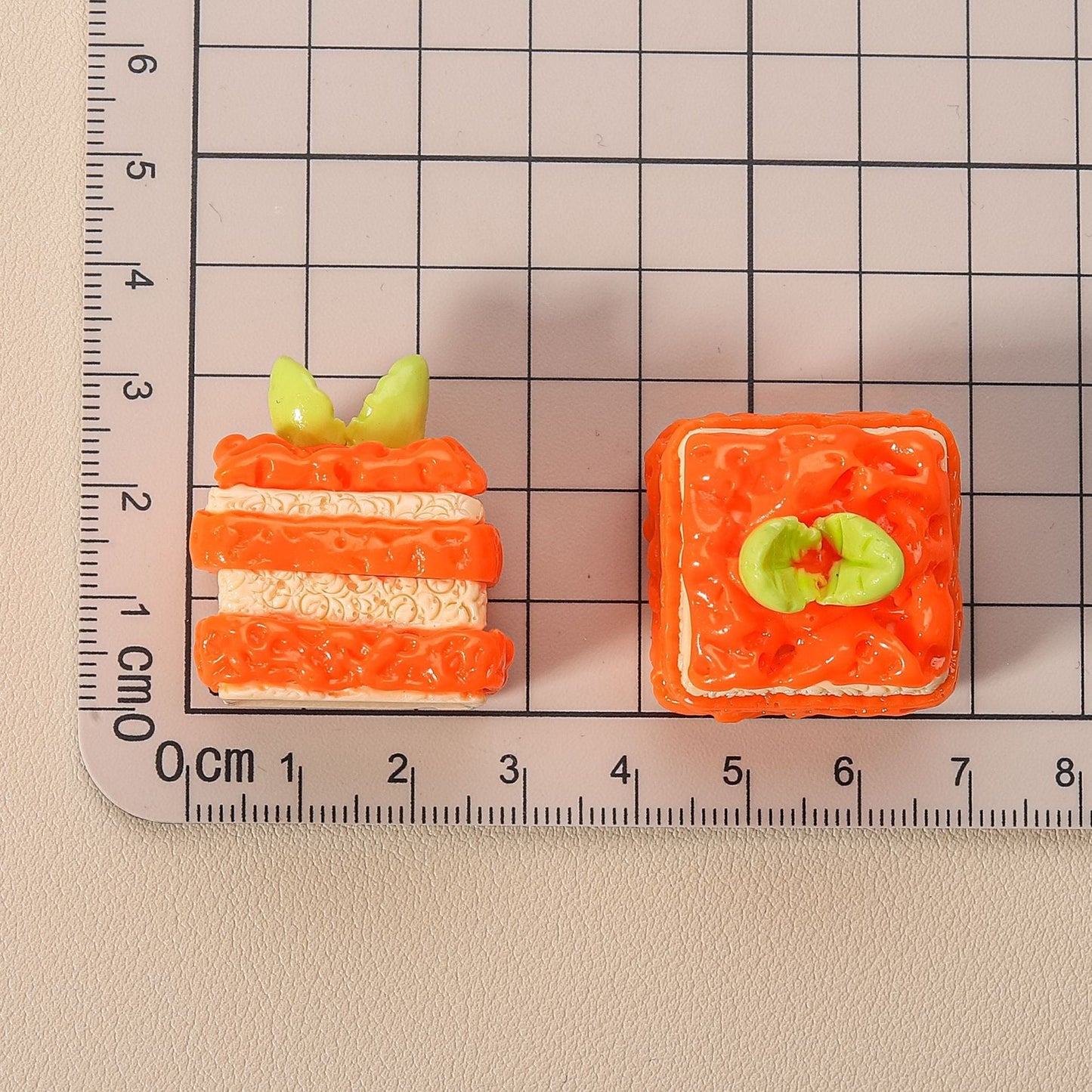 10 PCS Cartoon Resin Charms