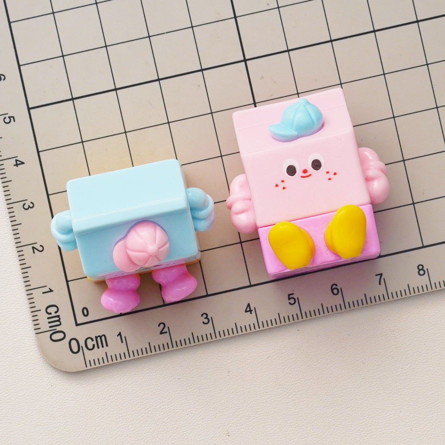 10 PCS Cartoon Resin Charms