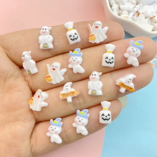 30Pcs New Cute Resin Mini Halloween Ghost Candy Collection FlatBack Parts Embellishments For Hair Bows Accessories