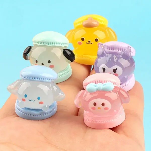 Kawaii Cartoon Resin Animail 3D Sanrio luminous Miniature Figurines Diy Material Scrapbooking Flatback Mini Figurine Accessories